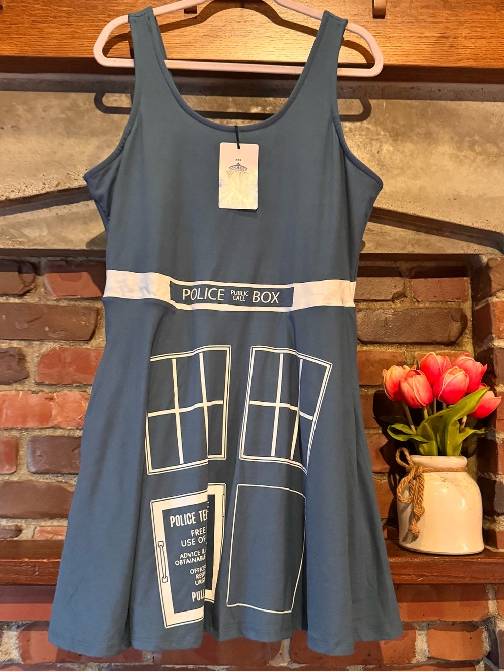 Her Universe Doctor Who TARDIS Athletic Plus 1 Dress 1X NWT Built In Shorts